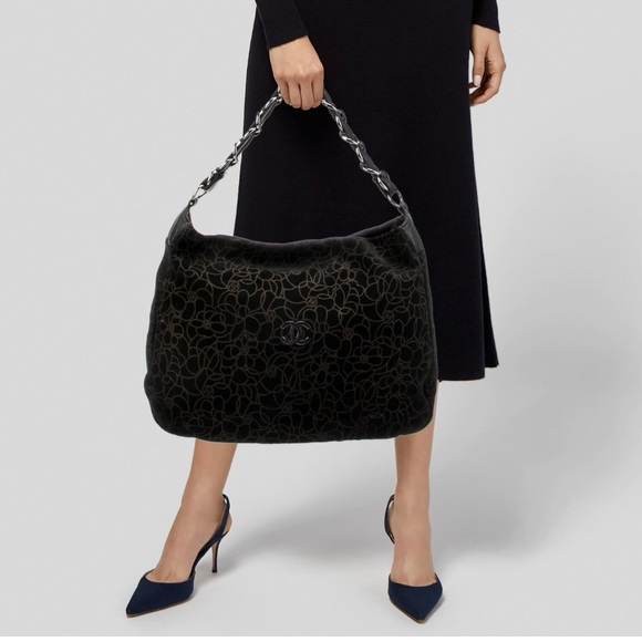 Auth Vintage Chanel Suede Camellia Shoulder Bag Handbag Purse Tote CC Logo GUC - Picture 3 of 17